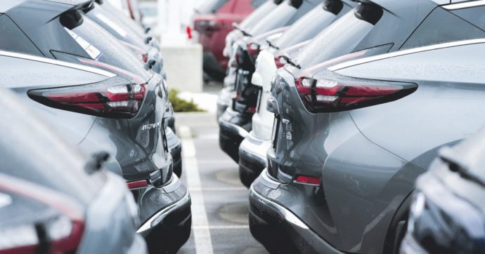 Auto? Agli italiani piacciono anche le ibride. Ma solo se costano meno di 30 mila euro