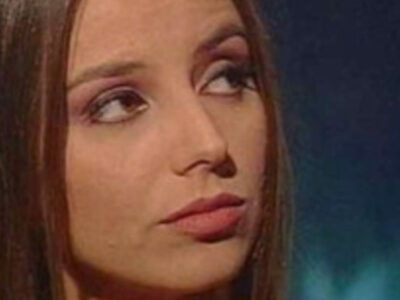 Copertina di Virginia Sanjust di Teulada condannata a un anno e due mesi: “L’ex signorina buonasera della Rai ha estorto del denaro alla sorella”