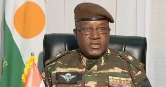 Copertina di Niger, i leader africani di Ecowas: “Azione militare il prima possibile”. I golpisti minacciano: “Se attaccano uccidiamo Bazoum”