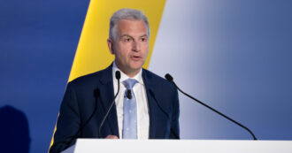 Copertina di Fondo monetario: “Le previsioni di crescita italiane ambiziose ma fattibili”. Ma anche Bankitalia “taglia”