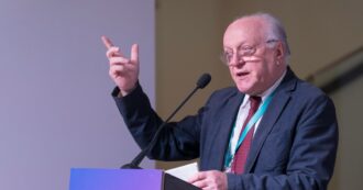 Copertina di Transizione ecologica, più benefici che costi – Edo Ronchi: “La posizione dell’Italia è quella di un Paese arretrato. Ed è un danno”