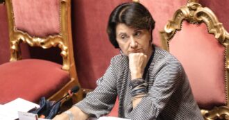 Copertina di Roccella: “Libertà di essere chi si vuole? No, è una negazione della realtà. Esistono femmine e maschi”