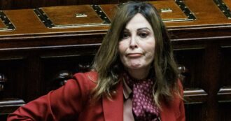 Copertina di Dell’ineleganza e di come si veste Santanchè dovrebbe importarci molto poco