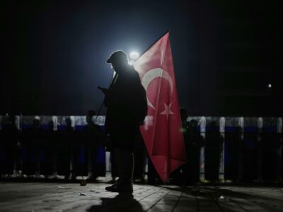 Copertina di Turchia, non si ferma la repressione contro la stampa: arrestati due giornalisti d’inchiesta