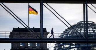 Germania senza crescita anche nel 2025. Il governo si appresta a tagliare le stime economiche