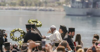 Copertina di Papa Francesco è morto da vivo! Nel suo nome la ragione per cui fa ancora paura ai nemici