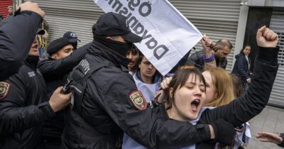 Copertina di Istanbul, 400 fermi durante le proteste per il primo maggio a piazza Taksim