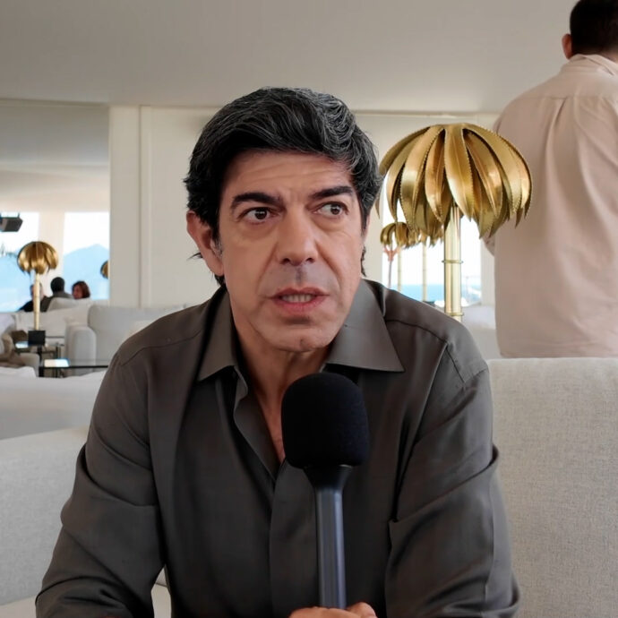 Pierfrancesco Favino e la lettera a Giuli per il futuro del cinema: “Se non parlo io, o Germano, i tanti non visibili non avrebbero voce per dirlo”