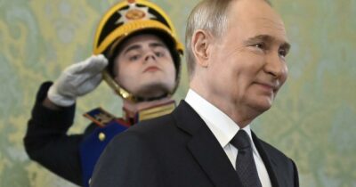 Copertina di Cremlino: “Ristabiliti i contatti tra Russia e Ucraina”. Trump: “Senza progressi nei negoziati, ci faremo da parte”
