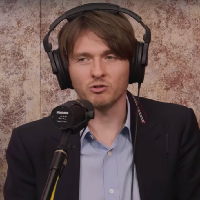 “Sul cuscino c’erano tracce di sperma che non sono mai state analizzate, ecco perché”: parla Raffaele Sollecito, ospite di Fedez a Pulp Podcast