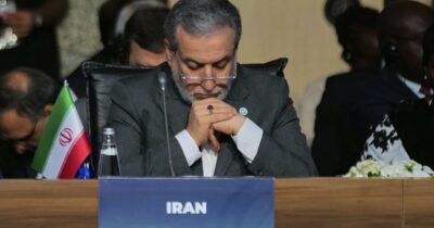 Copertina di Il ministro iraniano risponde a Gb e Ue: "Come possiamo tornare a negoziare con chi ci ha già traditi?"